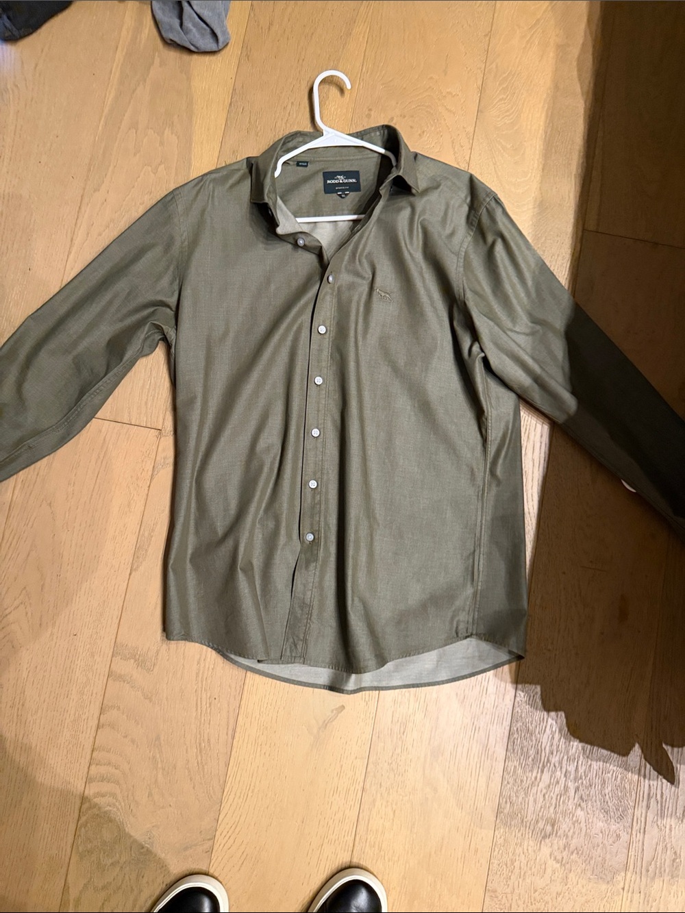 Rodd & Gunn Olive Green Long-Sleeve Dress Shirt Sharp Fit XL NWOT